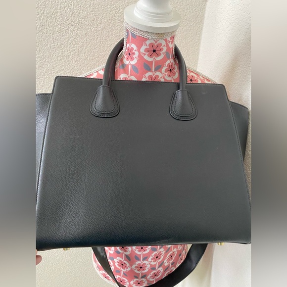 MONCRIEF STUNNER Black Leather Handbag - Picture 3 of 6